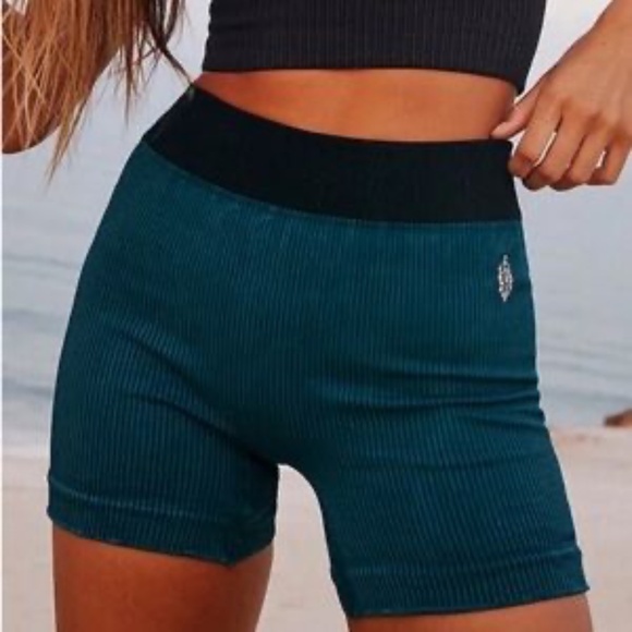 FP Movement Happiness Runs Prajna Shorts |  Hydro Teal |  XS/S | NWOT - Picture 2 of 3